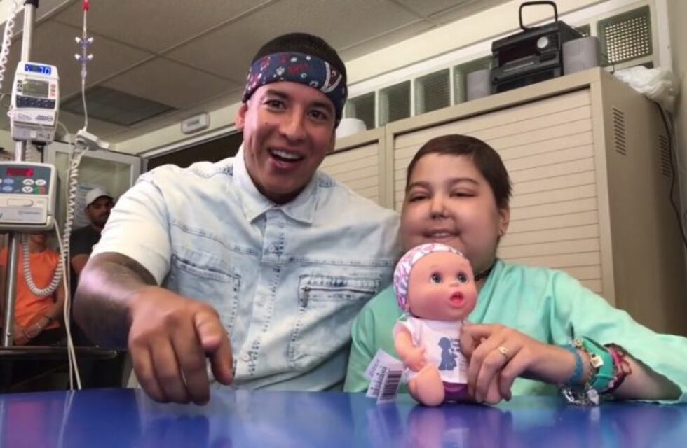 Daddy Yankee cantó "Despacito" con una niña enferma de cáncer