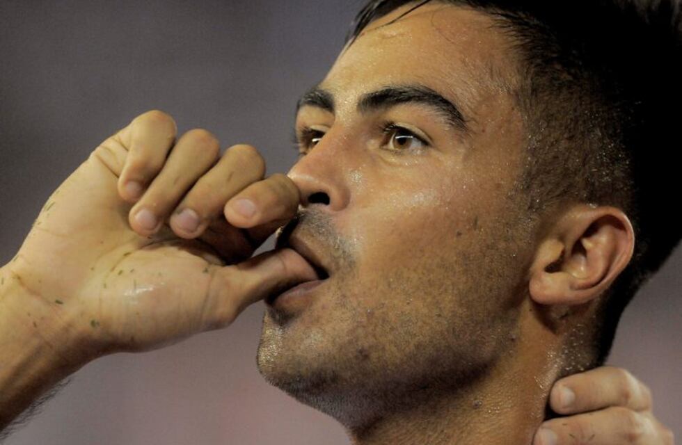 Un club portugués vendría por el mendocino 'Pity' Martínez