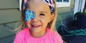 Le tomó una foto a su hija, notó algo extraño en su ojo y le salvó la vida de milagro