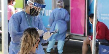 Santa Fe volvió a superar los 2 mil casos de coronavirus y Rosario tuvo menos de mil (Gobierno de Santa Fe)