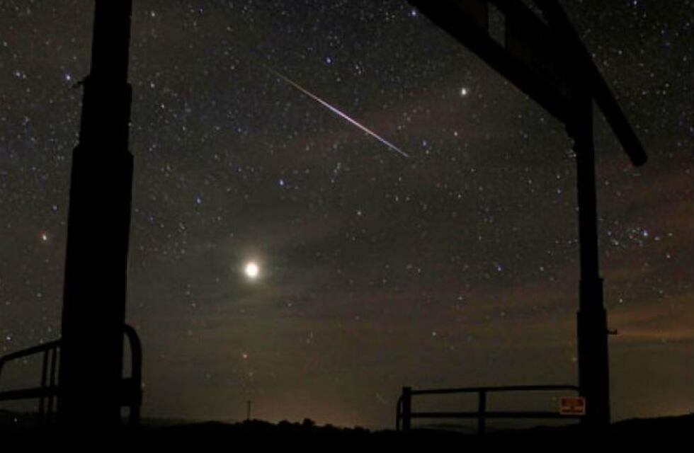 Reportan la aparición de una luz extraña en Córdoba