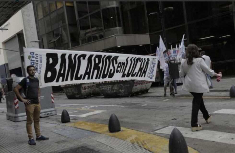 Se cumple la segunda jornada del paro bancario en todo el país