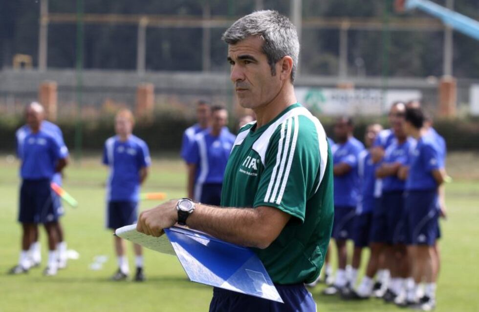 Elizondo, indignado por el penal que cobró Argañaraz en Velez - Tigre