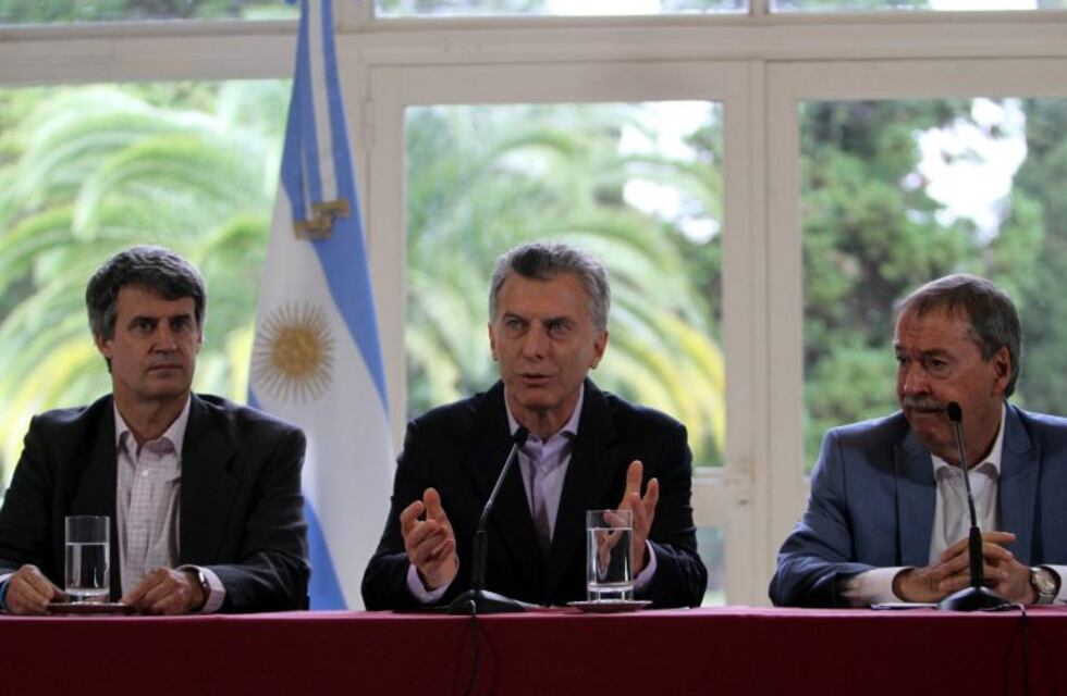 Macri criticó el paro de trenes y el conflicto gremial con Aerolíneas Argentinas