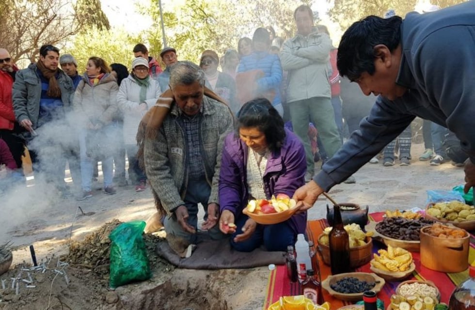 Ceremonias de vinculación con la Pachamama, como medicina espiritual