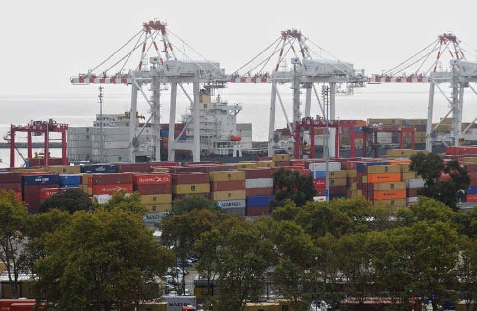 Fuerte reclamo de importadores por dólares para pagar sus compras al exterior