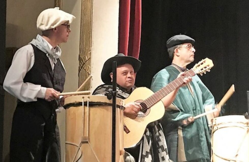 Más de 50 bailarines de los centros de inclusión presentaron "El Patio de Coco"