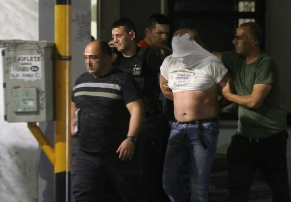 Momentos en que fue detenido Flavio Camacho Nunes.