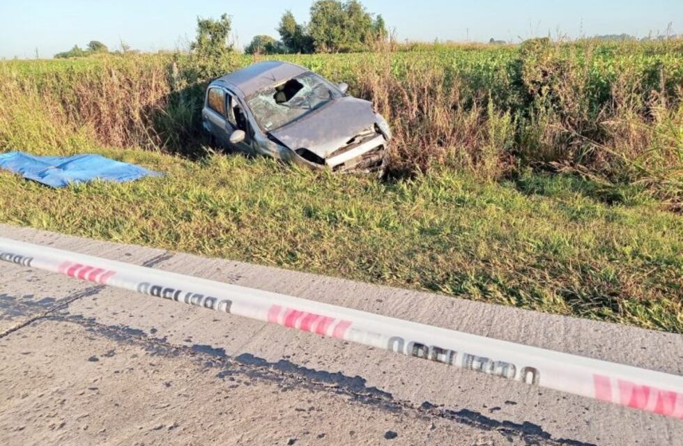 Murió una pareja en el acceso a un barrio privado entre Oliveros y Maciel