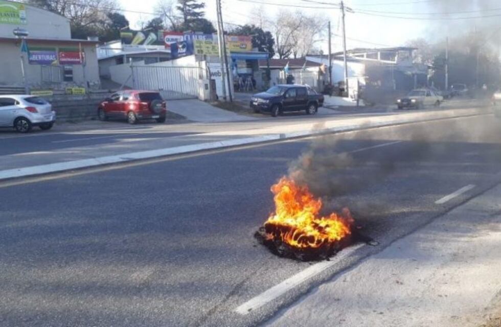 Asamblea en Epec Río Ceballos: dicen que el empleado detenido no agredió al gobernador