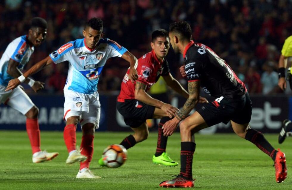 Colón empató 1 a 1 con Junior y se quedó afuera de la Sudamericana