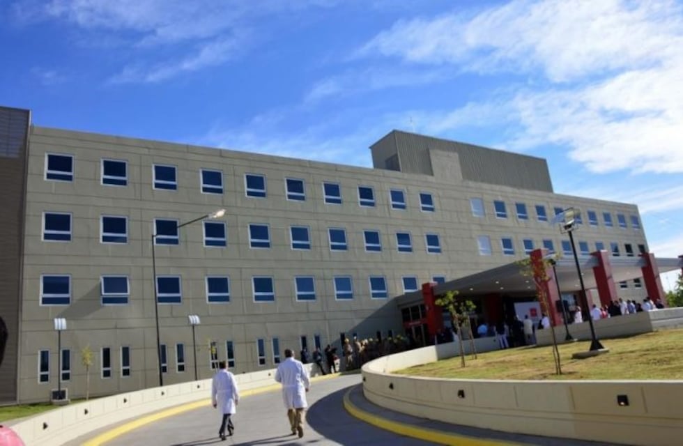 Le quebraron la cadera a una jubilada para robarle