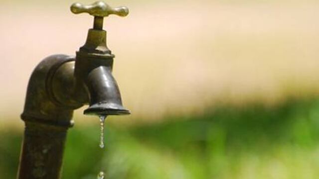 Para comenzar a cuidar este valioso bien hay que evitar toda clase de derroches.