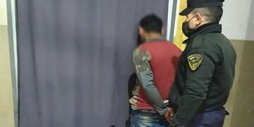 Iguazú: fue apresado mientras escapaba con un televisor robado