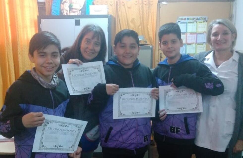 Tres alumnos mendocinos, a la final de la Maratón Nacional de Programación y Robótica