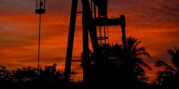 Firmaron el Decreto 479/20 vinculado a la actividad hidrocarburífera