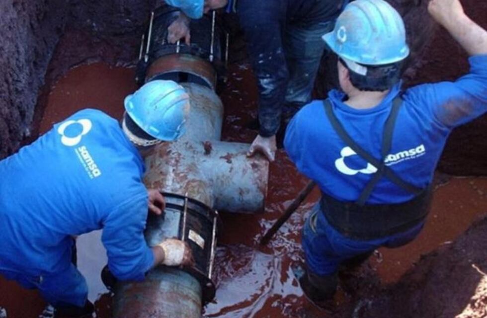 Reparan un acueducto y el agua volverá por la noche a barrios del sur posadeño