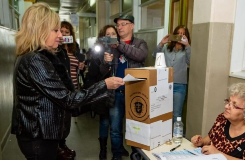 Artero resaltó que las elecciones se hayan realizado con normalidad