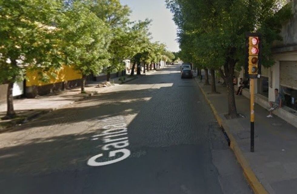 Dos jóvenes fueron detenidos tras intentar usurpar una vivienda en Garibaldi al 400