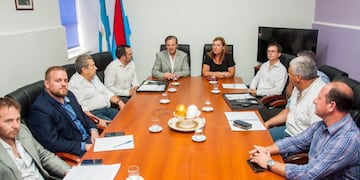 Adán Bahl, reunión con Vialidad Provincial