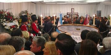 El velatorio de Angeloz se trasladó desde Casa Radical al Centro Cívico\u002E