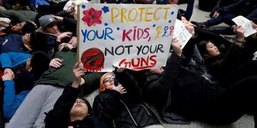 Estudiantes contras las armas en las escuelas en Estados Unidos\u002E