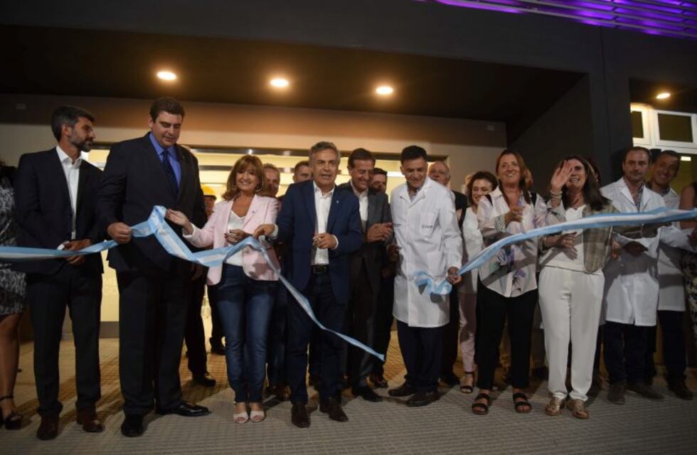 Cornejo inauguró su última obra: la ampliación del Central