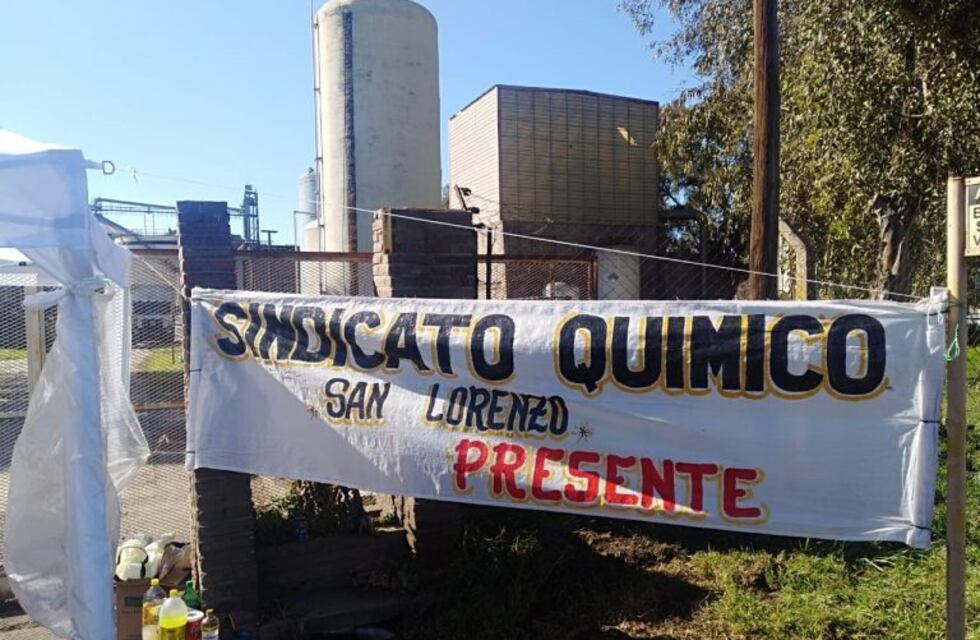 Principio de acuerdo en una empresa química que estaba paralizada por falta de pago