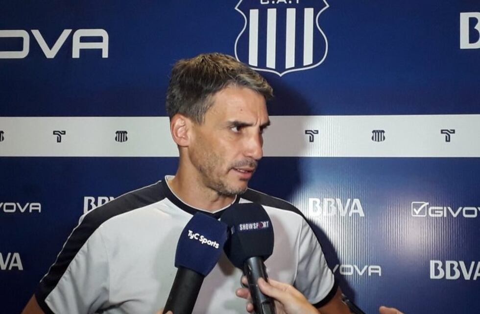 Vojvoda y lo que haría en una situación como la del gol devuelto por Marcelo Bielsa