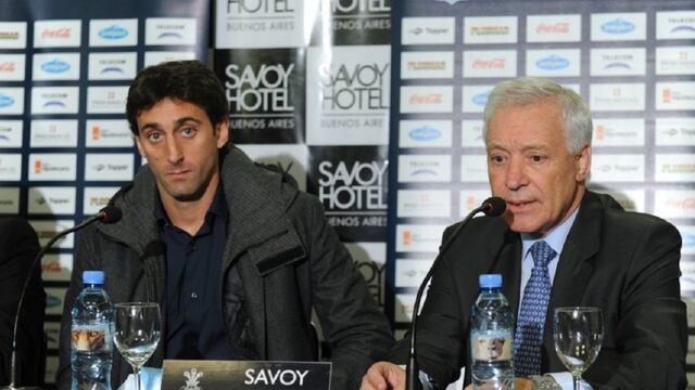 Diego Milito renunció como manager de Racing: “No comparto las ideas y el modelo del club del presidente”