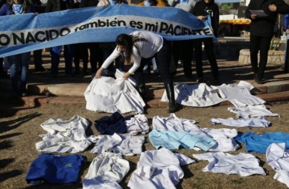 Médicos de General Alvear hicieron un chaquetazo en contra del aborto