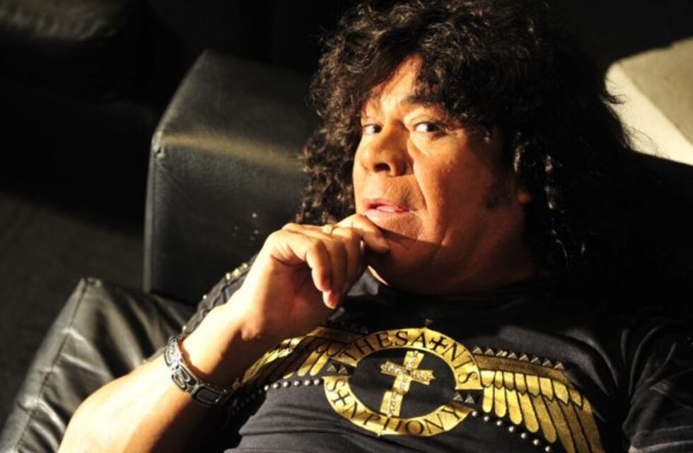 Se suspendió la cirugía de Carlitos "La Mona" Jiménez