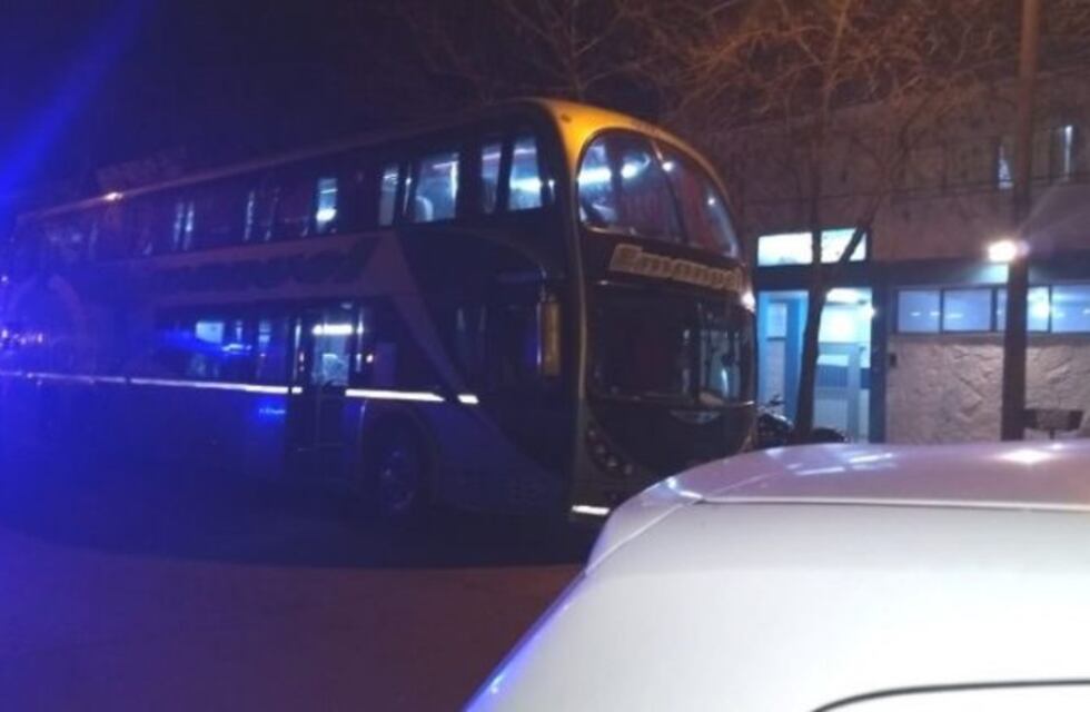 Hinchas de Atlético de Tucumán saquearon una estación de servicio y terminaron detenidos en Arroyo Seco