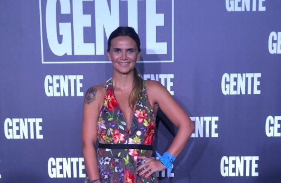 Amalia Granata, furiosa con las famosas de pañuelo de verde