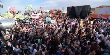 Alberto dijo que con la plata que Macri pagará por los intereses de la deuda podría hacer 96 hospitales como este en el país\u002E Foto: El Diario de la República\u002E