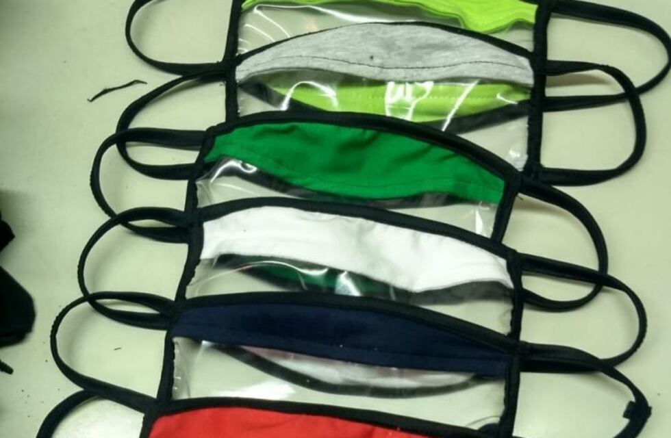 Presentaron un proyecto que obligaría a usar tapabocas inclusivos en edificios públicos