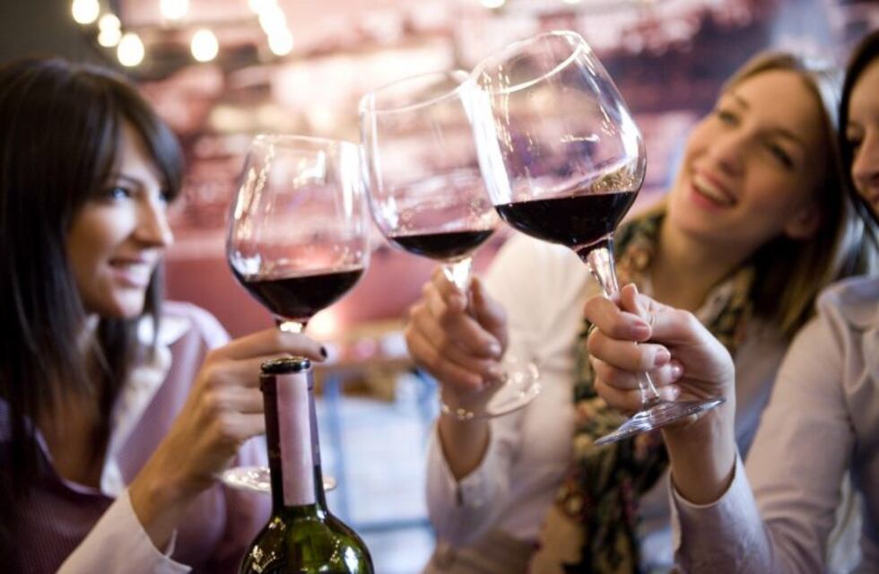 Crece el protagonismo de las mujeres y la cata de vino en Carlos Paz