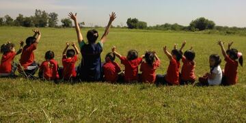 Daniela Sánchez, Maestra Jardinera en el Jardín Surcos (Cabín 9), nos habla de cómo le cambió la vida el trabajo que realiza con los niños de ese barrio carenciado de Pérez.