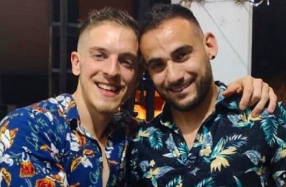 Echaron de un balneario a turistas por considerar que protagonizaron "escenas gays"