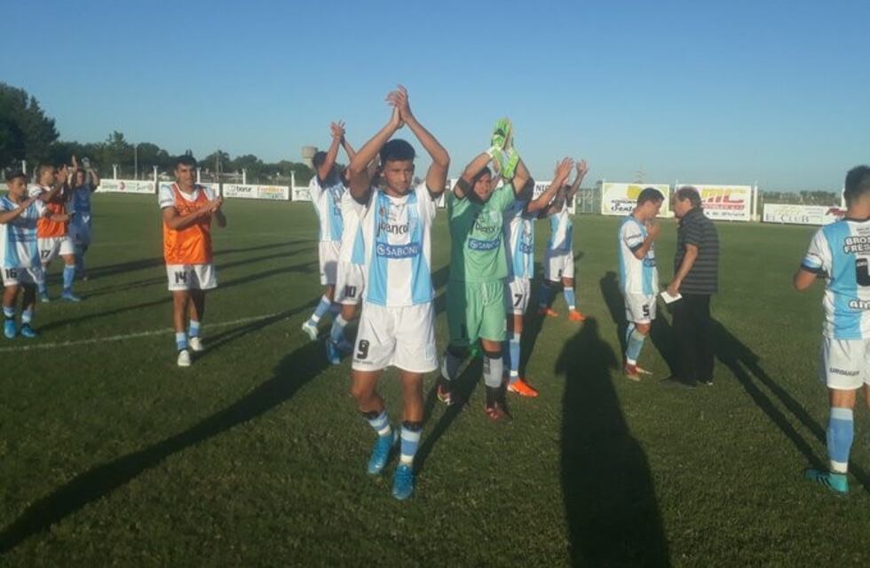 Racing sigue siendo el puntero ideal en el Regional Amateur