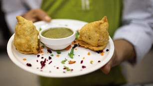 El sabor de la India en casa: cómo preparar Samosas de manera fácil y rápida.
