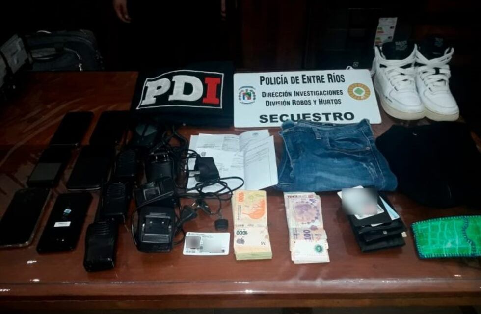 Cuatro detenidos por el robo de información de tarjetas en cajeros automáticos