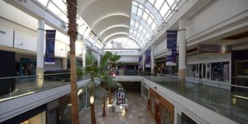 Shoppings desiertos en Mendoza