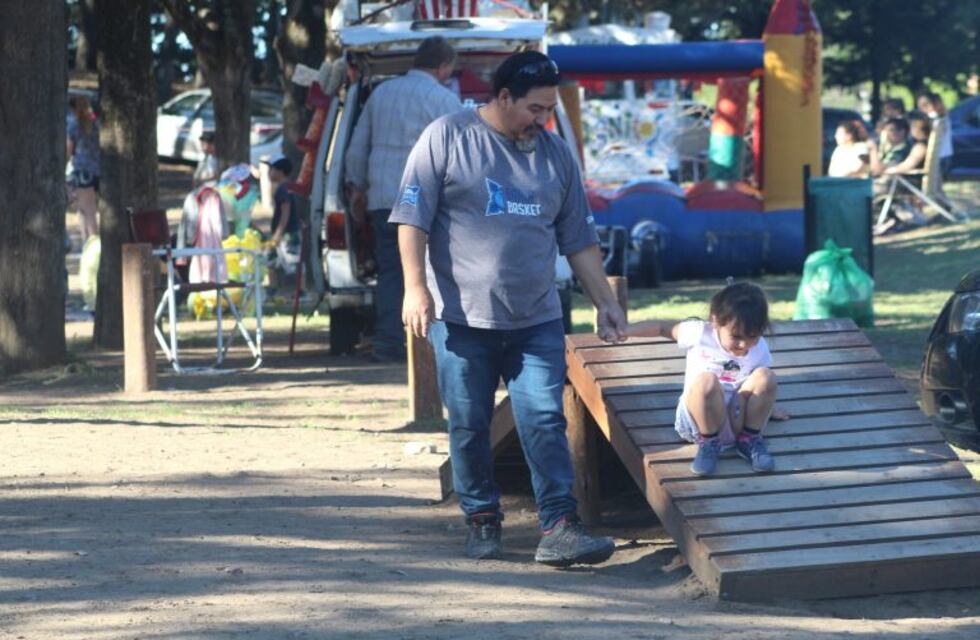 Salidas de esparcimiento: parques, balnearios y plazas seguirán cerrados