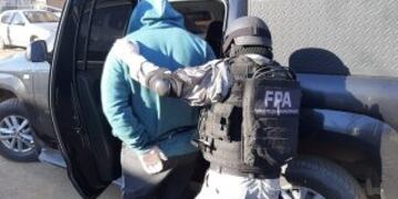 Un hombre y una mujer, hermanos y detenidos por presunta venta de drogas en Carlos Paz\u002E (Foto: MPF)\u002E