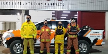 Bomberos de Arroyito parten hacia las sierras cordobesas
