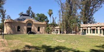 El caso positivo de coronavirus se registro en un hombre que pernoctaba en el refugio de la ex Rural de Rosario\u002E (Archivo)