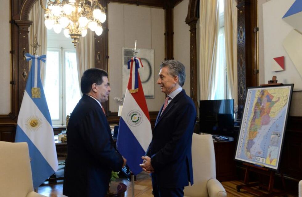 Macri y Cartes se reunieron  por la organización del Mundial 2030