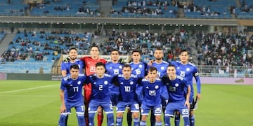 Cubas (25) y Arzamendia (17), misioneros titulares en la albirroja