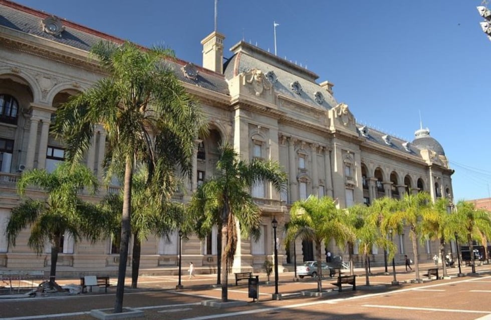 El Gobierno de Santa Fe depositará este lunes la diferencia salarial por la cláusula gatillo